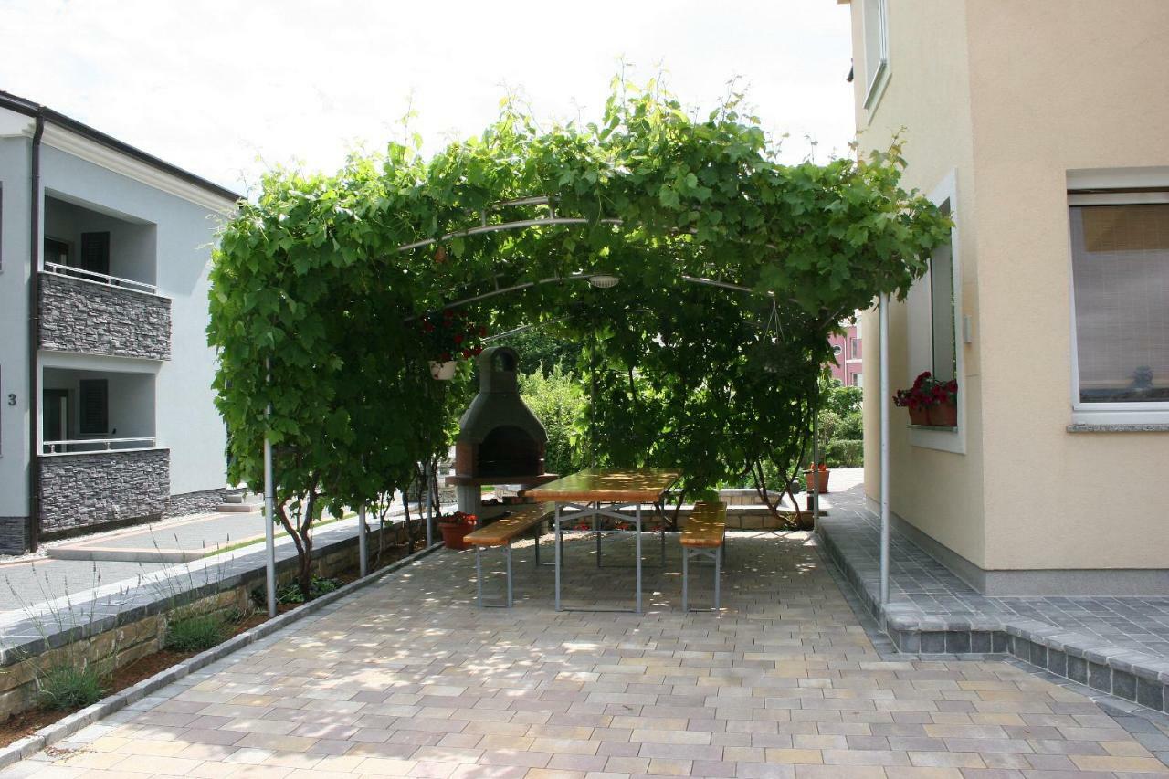 Apartments Kay Baška Exteriér fotografie
